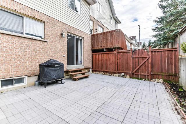 364 Riddell Crt, Townhouse with 4 bedrooms, 4 bathrooms and 1 parking in Newmarket ON | Image 20
