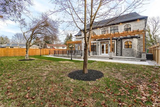 2115 Rebecca St, House detached with 4 bedrooms, 6 bathrooms and 10 parking in Oakville ON | Image 25