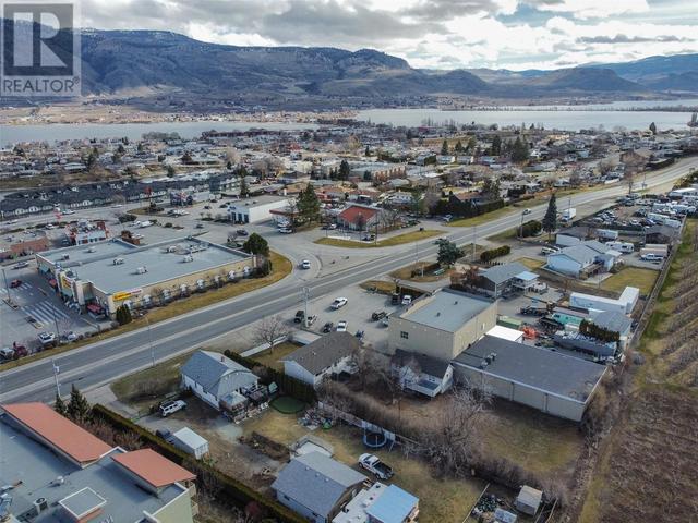 8410 97th Street, House detached with 8 bedrooms, 2 bathrooms and null parking in Osoyoos BC | Image 93