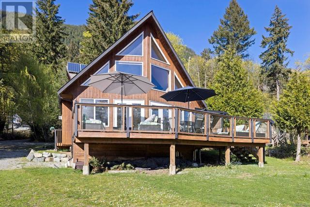 11464 Youbou Rd, House detached with 3 bedrooms, 2 bathrooms and 4 parking in Cowichan Valley I BC | Image 48
