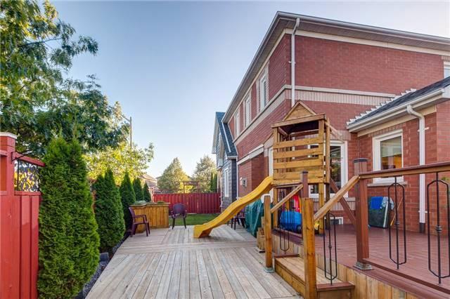 84 Quince Cres, House detached with 4 bedrooms, 4 bathrooms and 6 parking in Markham ON | Image 5