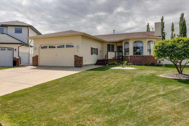 17 Ryan Close, House detached with 5 bedrooms, 3 bathrooms and 4 parking in Red Deer AB | Image 1