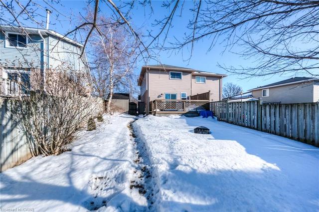 792 Elgin Street N, House semidetached with 3 bedrooms, 1 bathrooms and null parking in Cambridge ON | Image 7