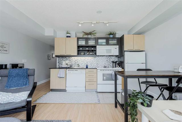 525 - 36 Blue Jays Way, Condo with 1 bedrooms, 1 bathrooms and 1 parking in Toronto ON | Image 14