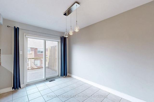 52 - 19 Foxchase Ave, Townhouse with 3 bedrooms, 3 bathrooms and 2 parking in Vaughan ON | Image 5