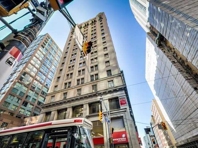 923 - 1 King St W, Condo with 1 bedrooms, 1 bathrooms and 0 parking in Toronto ON | Image 1