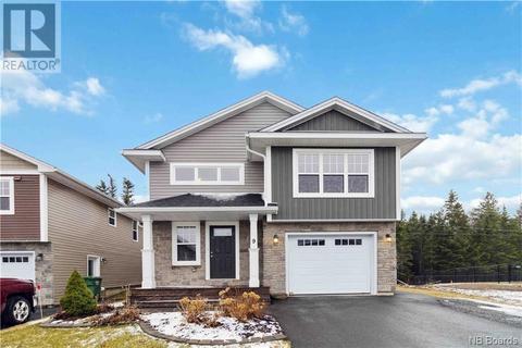 9 Weavers Way, Fredericton, NB, E3A3P8 | Card Image
