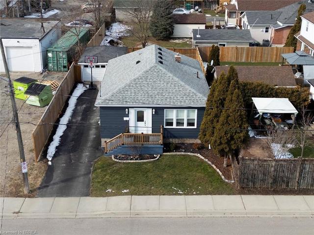64 Leonard Street, House detached with 3 bedrooms, 2 bathrooms and 4 parking in Brantford ON | Image 23