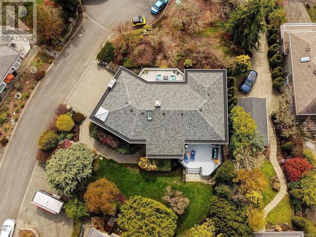 3450 Lord Nelson Way, House detached with 4 bedrooms, 3 bathrooms and 6 parking in Saanich BC | Image 64