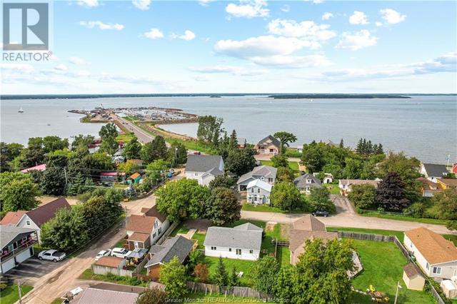 7 St John St, House detached with 2 bedrooms, 1 bathrooms and null parking in Shediac P NB | Image 7
