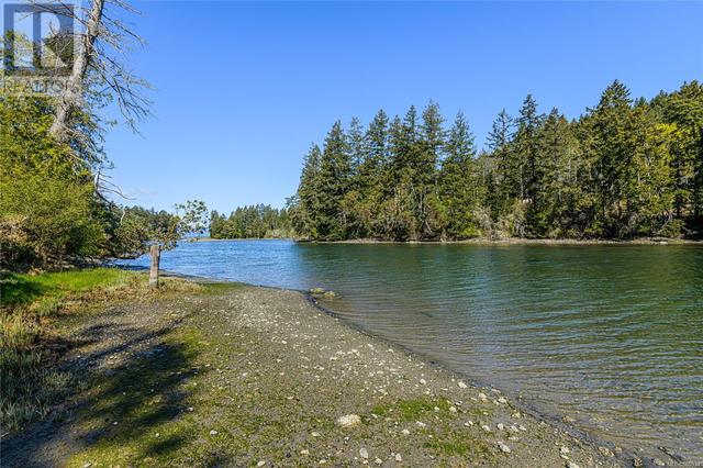 165 Booth Rd, House detached with 3 bedrooms, 2 bathrooms and 4 parking in Saltspring Island BC | Image 25