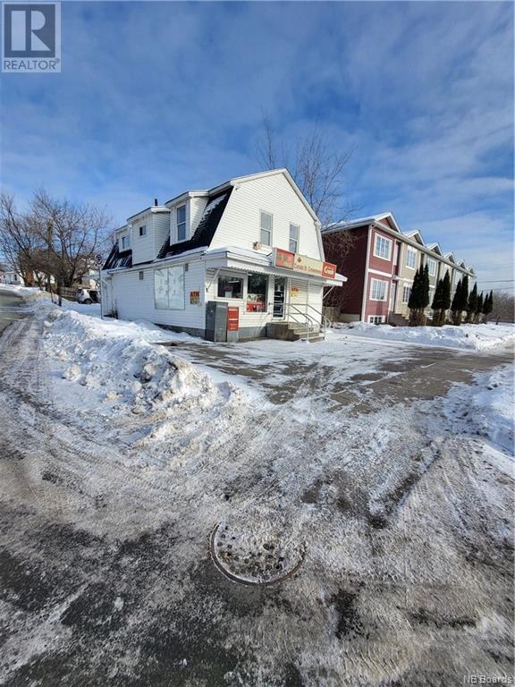 13 Canada Street, House detached with 2 bedrooms, 1 bathrooms and null parking in Fredericton NB | Image 2