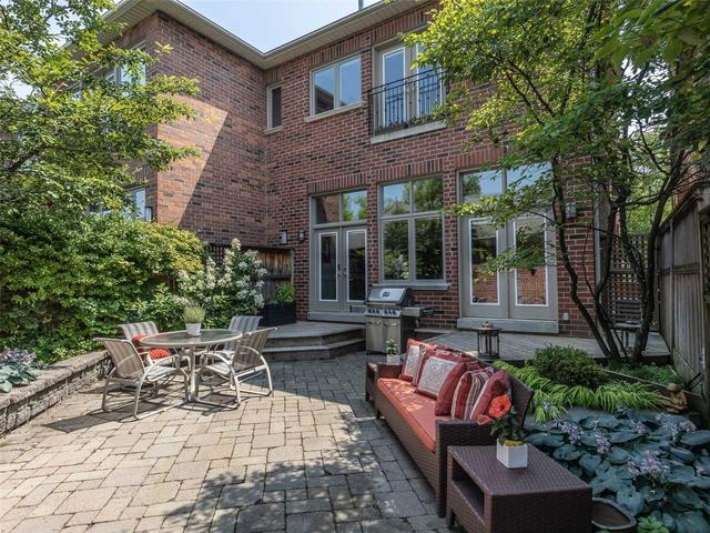 50 Mathersfield Dr, House semidetached with 4 bedrooms, 5 bathrooms and 2 parking in Toronto ON | Image 20