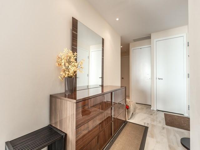 4602 - 5 St Joseph St, Condo with 2 bedrooms, 2 bathrooms and 2 parking in Toronto ON | Image 3