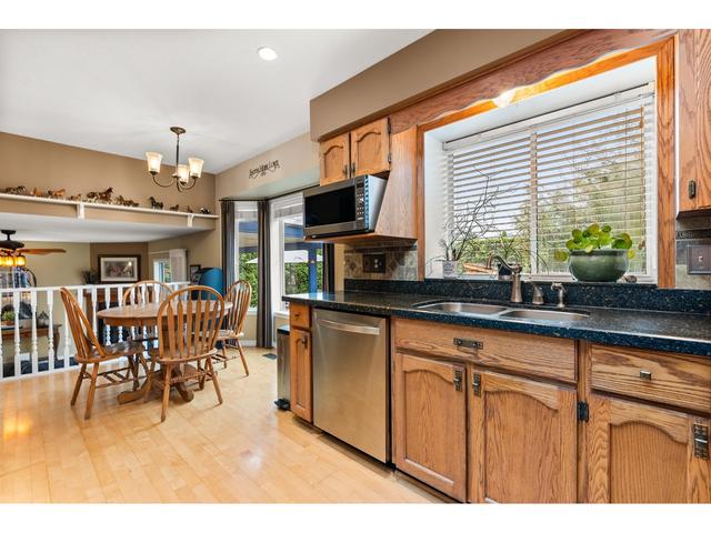 35882 Eaglecrest Drive, House detached with 4 bedrooms, 3 bathrooms and 2 parking in Abbotsford BC | Image 17