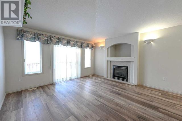 15, - 8910 122 Avenue, House semidetached with 4 bedrooms, 3 bathrooms and 3 parking in Grande Prairie AB | Image 23