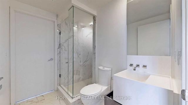 6704 - 1 Bloor St E, Condo with 2 bedrooms, 2 bathrooms and 1 parking in Toronto ON | Image 15