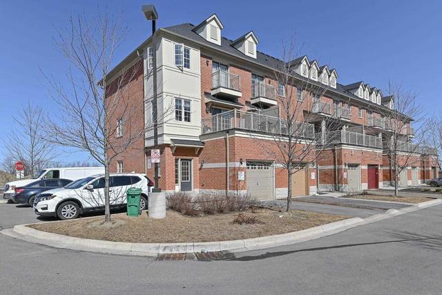 1 - 2530 Countryside Dr, Townhouse with 3 bedrooms, 3 bathrooms and 3 parking in Brampton ON | Image 12