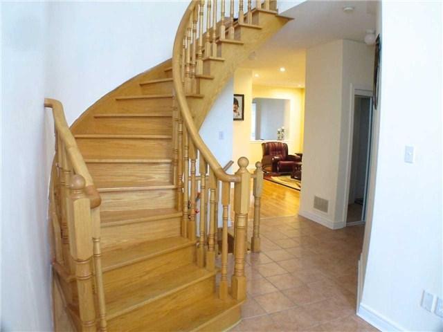 44 Fountainview Way, House detached with 4 bedrooms, 4 bathrooms and 4 parking in Brampton ON | Image 5