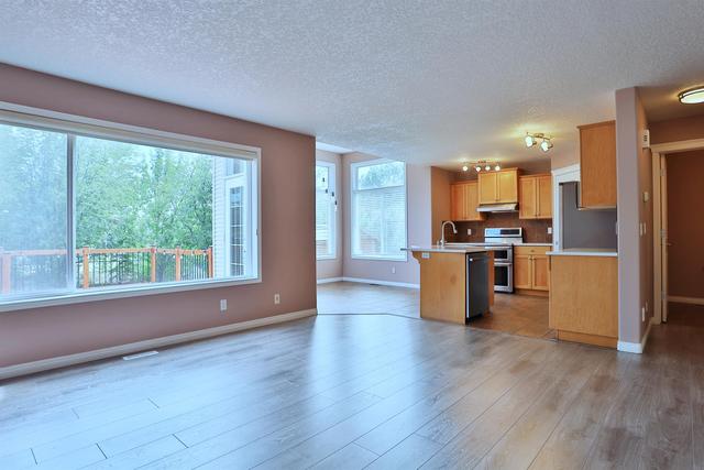 226 Cougarstone Gardens Sw, House detached with 4 bedrooms, 3 bathrooms and 4 parking in Calgary AB | Image 6