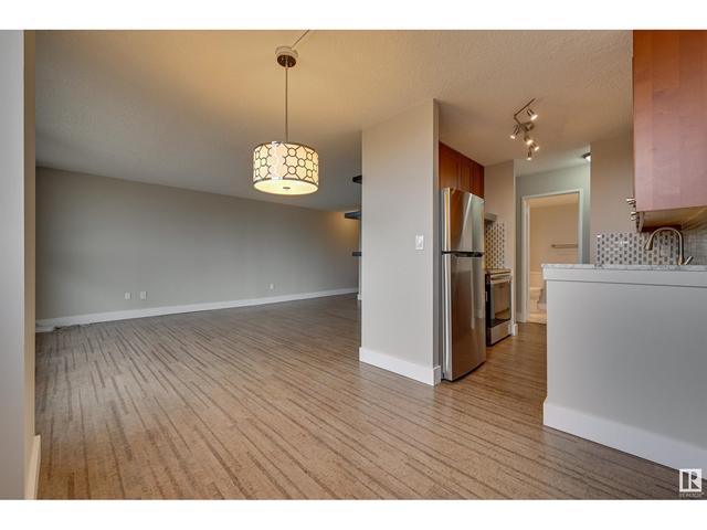 304 - 13910 Stony Plain Rd Nw, Condo with 2 bedrooms, 1 bathrooms and null parking in Edmonton AB | Image 10