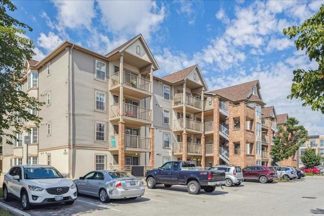 405 - 4025 Kilmer Dr, Condo with 2 bedrooms, 1 bathrooms and 1 parking in Burlington ON | Card Image