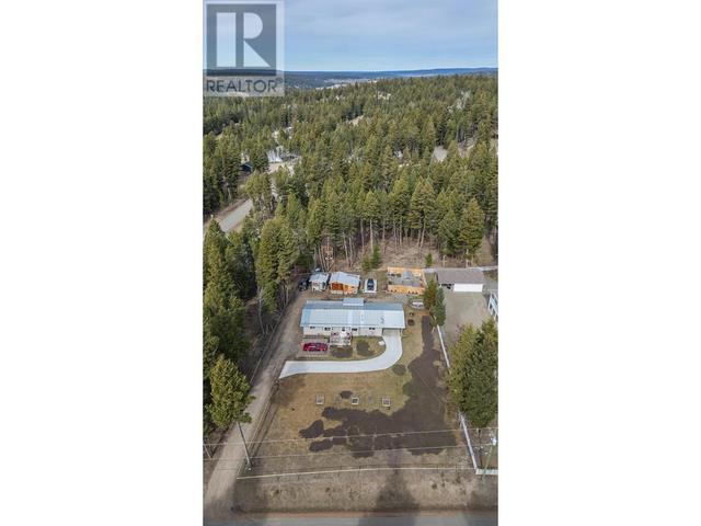4896 Meesquono Trail, House detached with 3 bedrooms, 2 bathrooms and null parking in Cariboo G BC | Image 15