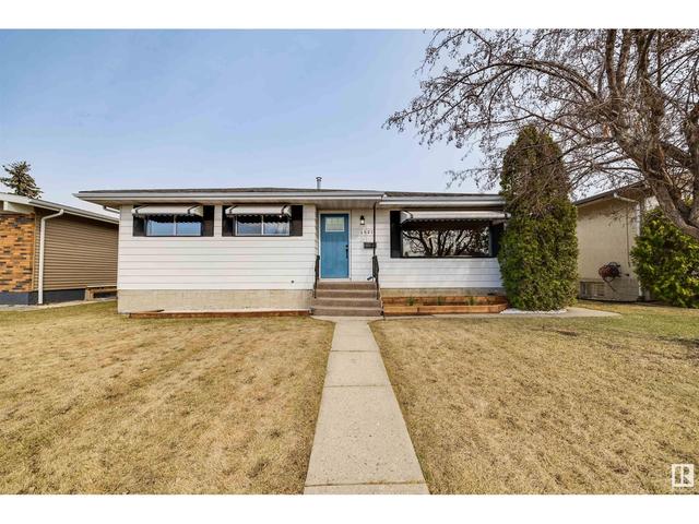 15211 89 St Nw, House detached with 3 bedrooms, 2 bathrooms and null parking in Edmonton AB | Image 1