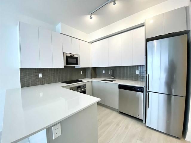 2910 - 2908 Highway 7 Rd, Condo with 1 bedrooms, 2 bathrooms and 1 parking in Vaughan ON | Image 11