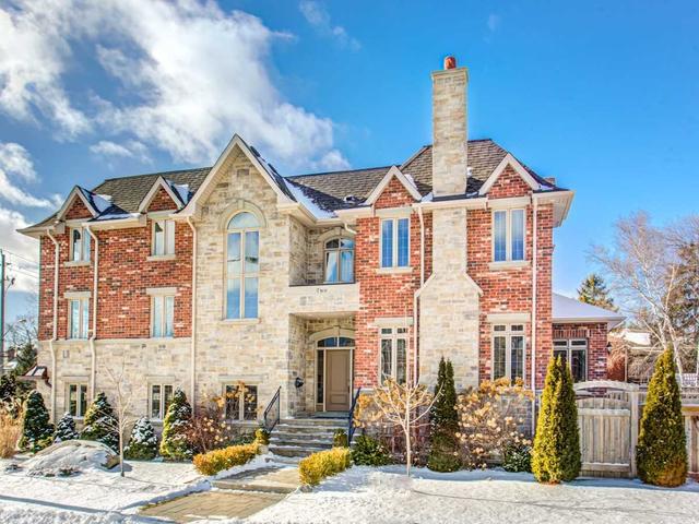 2 Geranium Crt, House detached with 5 bedrooms, 7 bathrooms and 9 parking in Toronto ON | Image 12