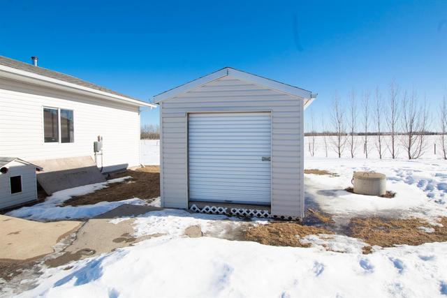 22549 Twp Rd 704, House detached with 3 bedrooms, 2 bathrooms and null parking in Greenview No. 16 AB | Image 23