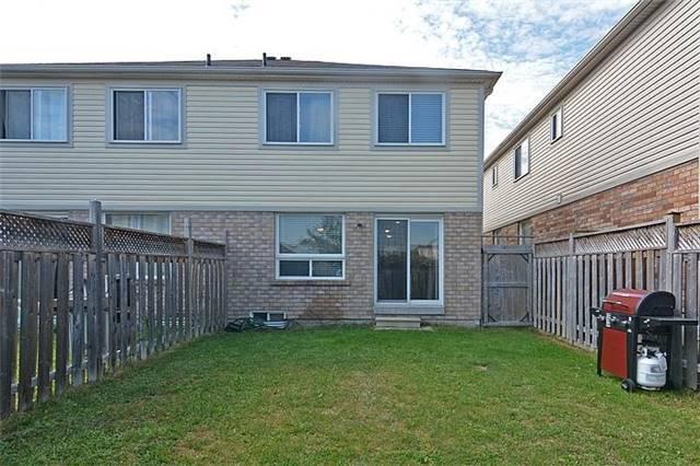 8 Unsworth Cres, House semidetached with 3 bedrooms, 2 bathrooms and 2 parking in Ajax ON | Image 8