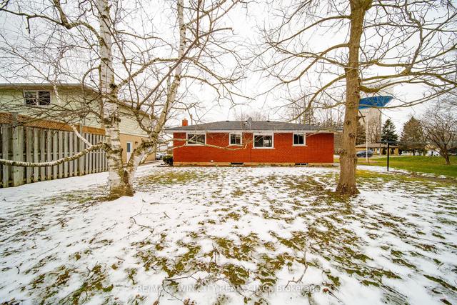 51 Christian St, House detached with 3 bedrooms, 2 bathrooms and 4 parking in Wilmot ON | Image 5