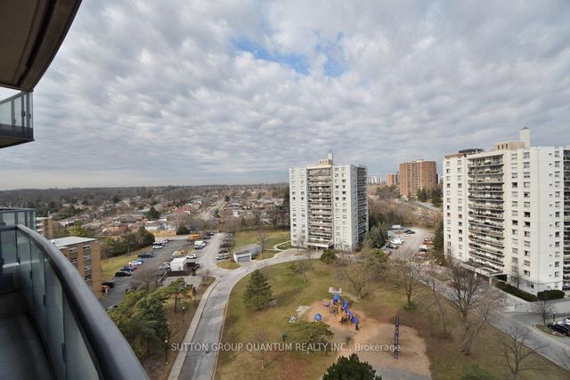 1107 - 25 Fontenay Crt, Condo with 1 bedrooms, 1 bathrooms and 1 parking in Toronto ON | Image 2
