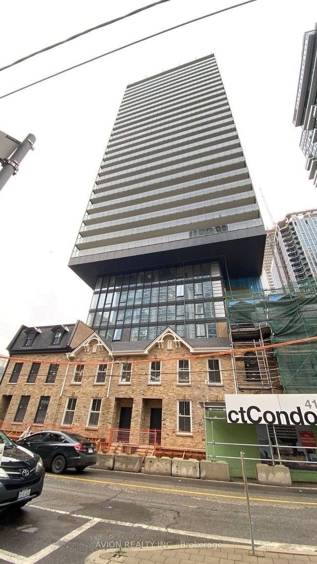 1201 - 47 Mutual St, Condo with 1 bedrooms, 2 bathrooms and 0 parking in Toronto ON | Image 1