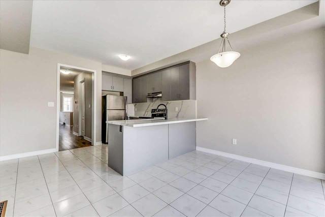 66 Jolly Way, House attached with 3 bedrooms, 4 bathrooms and 1 parking in Toronto ON | Image 2