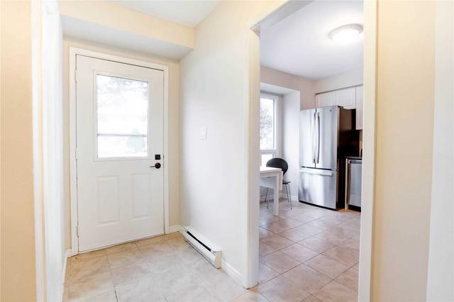 32 - 355 Sandringham Cres, Townhouse with 3 bedrooms, 2 bathrooms and 1 parking in London ON | Image 12