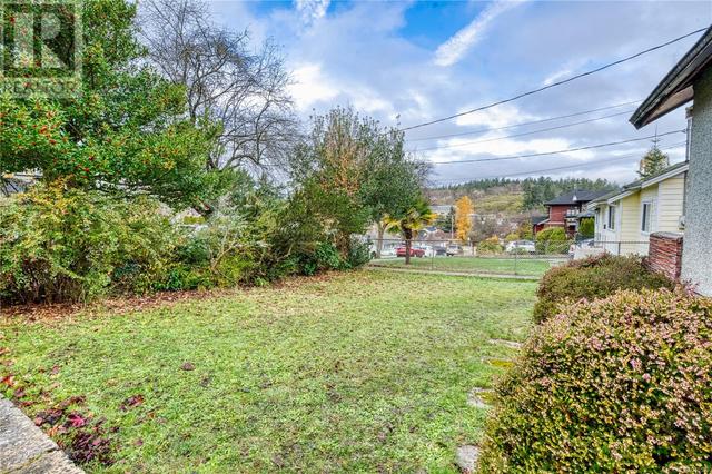 809 Intervale Ave, House detached with 1 bedrooms, 1 bathrooms and 2 parking in Esquimalt BC | Image 33