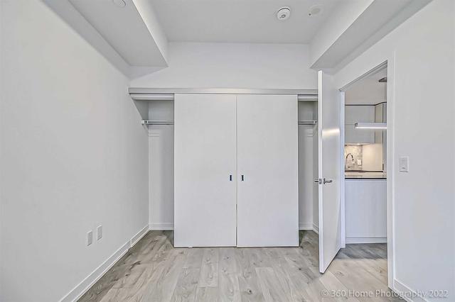 616 - 20 Richardson St, Condo with 2 bedrooms, 2 bathrooms and 0 parking in Toronto ON | Image 2