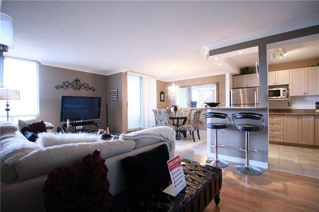 1003 - 75 Glenburn Crt, Condo with 1 bedrooms, 1 bathrooms and 1 parking in Hamilton ON | Image 3