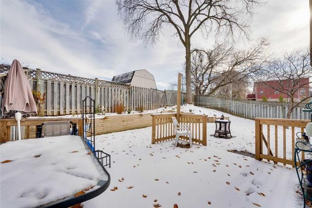 52 Draper Cres, House detached with 3 bedrooms, 3 bathrooms and 3 parking in Barrie ON | Image 34