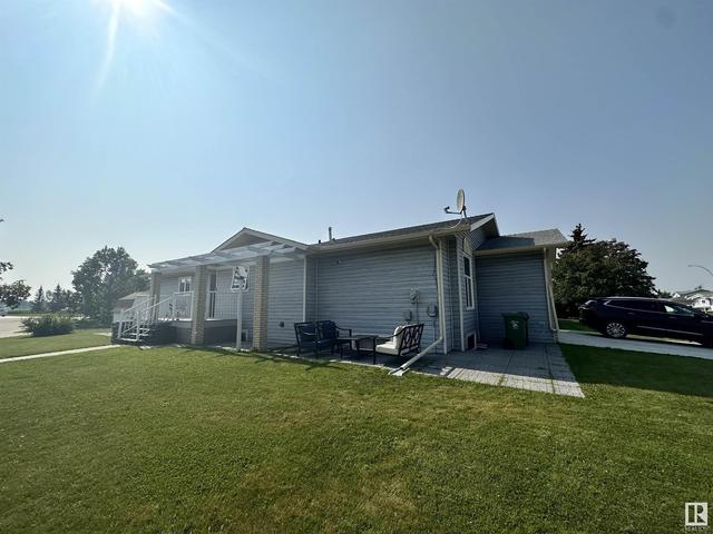 10559 110 St, House detached with 4 bedrooms, 3 bathrooms and null parking in Westlock AB | Image 5