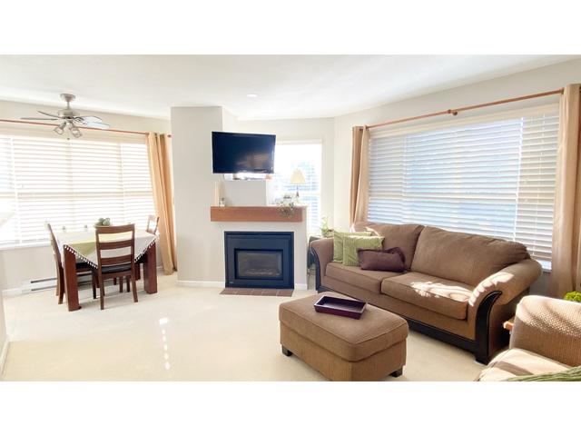 307 - 2680 W 4th Avenue, Condo with 2 bedrooms, 2 bathrooms and null parking in Vancouver BC | Card Image