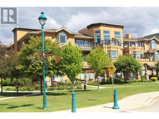 205 - 3996 Beach Avenue, Condo with 2 bedrooms, 2 bathrooms and 1 parking in Peachland BC | Image 24