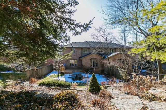 1154 Westhaven Dr, House semidetached with 3 bedrooms, 4 bathrooms and 4 parking in Burlington ON | Image 20