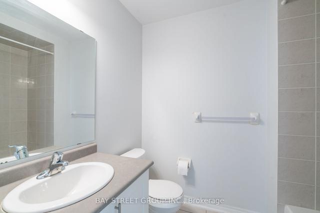 301 - 269 Georgian Dr, Townhouse with 2 bedrooms, 2 bathrooms and 2 parking in Oakville ON | Image 9