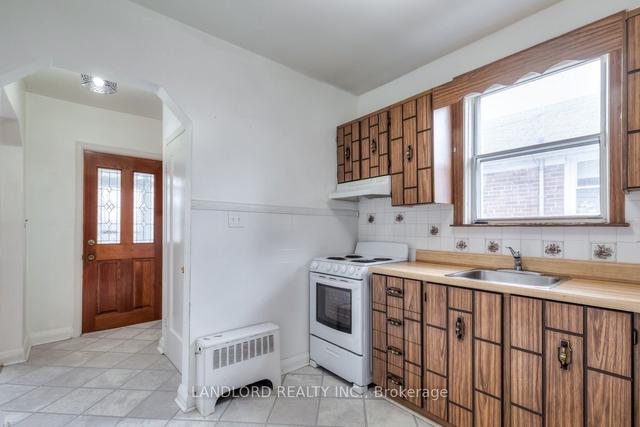65 Manitoba St, House semidetached with 2 bedrooms, 2 bathrooms and 2 parking in Toronto ON | Image 28
