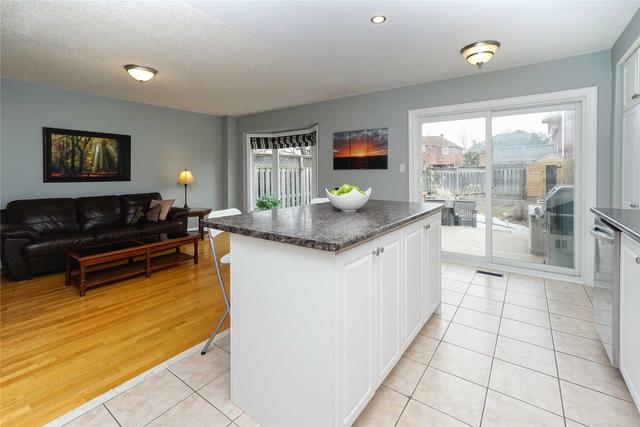 10 Mcclure Crt, House semidetached with 3 bedrooms, 3 bathrooms and 1 parking in Halton Hills ON | Image 10
