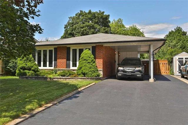 191 Mccraney St W, House detached with 3 bedrooms, 2 bathrooms and 3 parking in Oakville ON | Image 2