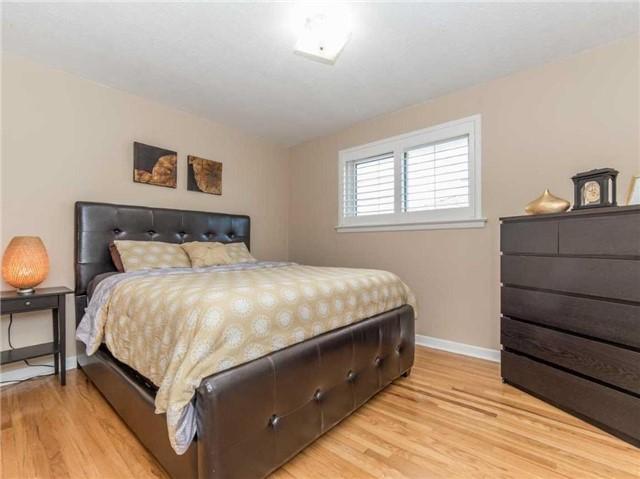 56 Ascolda Blvd, House detached with 3 bedrooms, 2 bathrooms and 2 parking in Toronto ON | Image 11